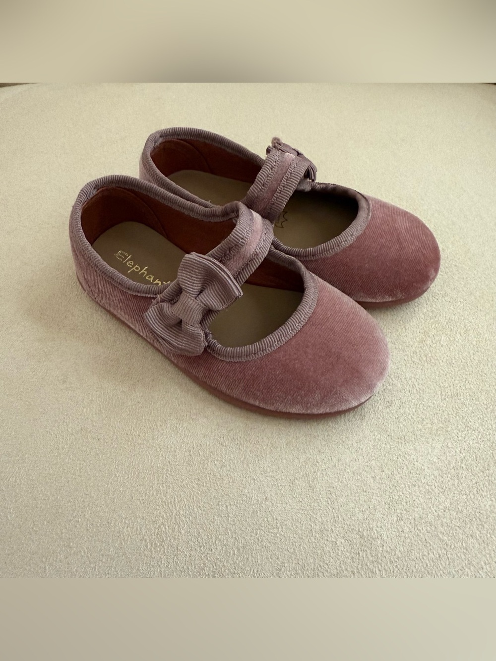 Elephantito Girls Velvet Bow Mary Jane Shoes – EU 22
